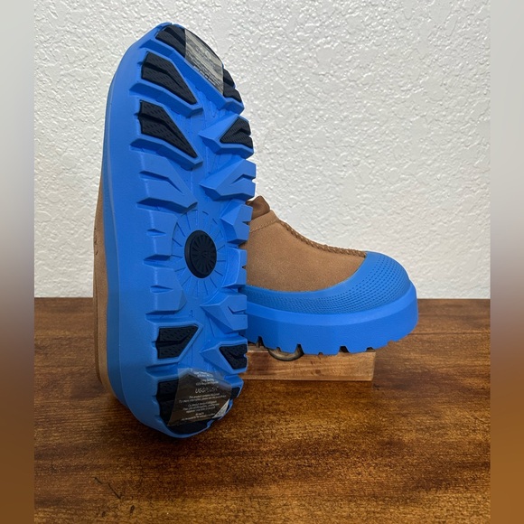 UGG Men's WEATHER HYBRID Brown and Blue Rain Boots - Men 5 & Women 6 - Picture 3 of 5